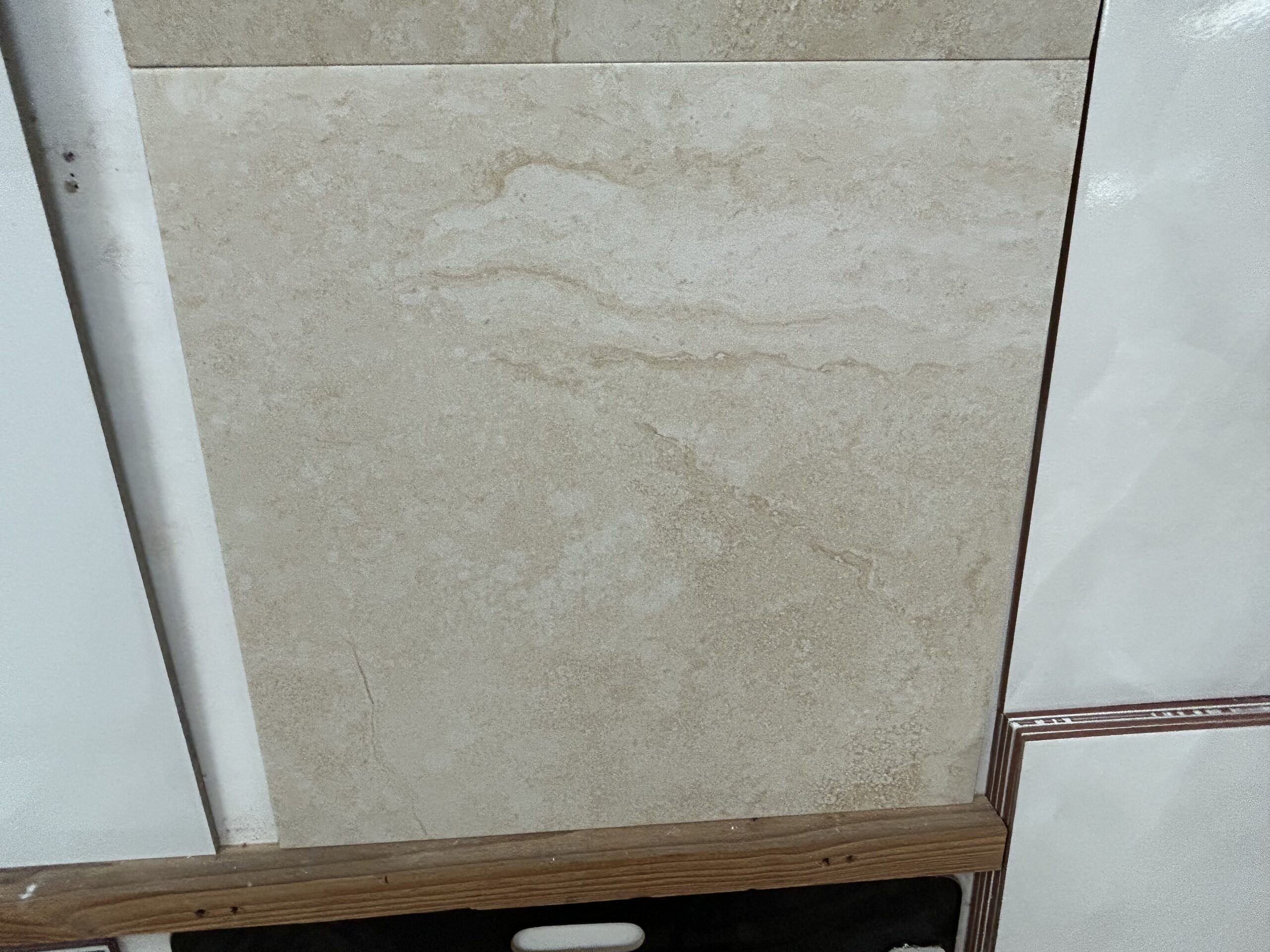 Legend Beige 20x20 - Image 2